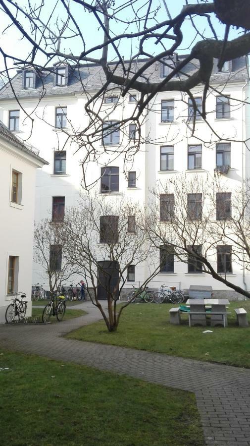 Bastians Herberge Apartment Leipzig Exterior photo