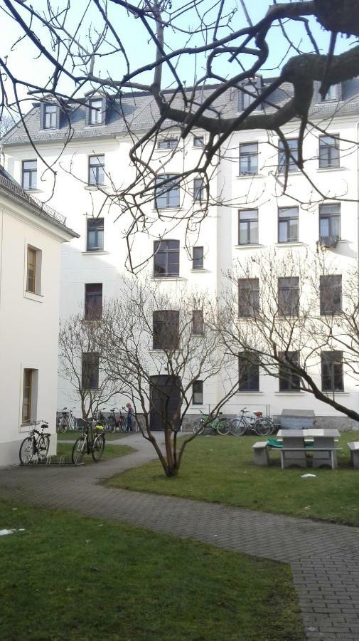 Bastians Herberge Apartment Leipzig Exterior photo